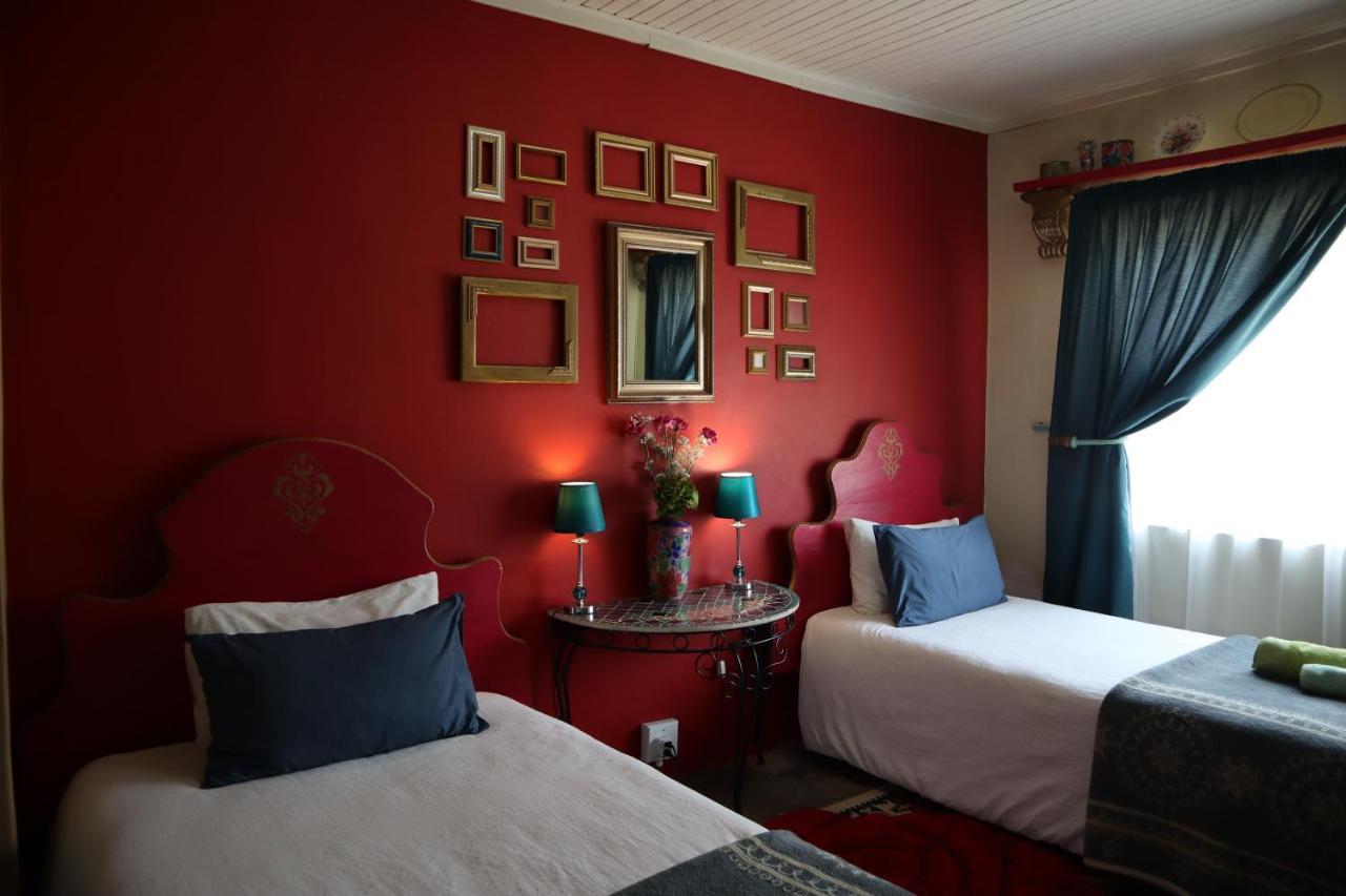 Rocks & Roses Farm Stay Lochiel Bagian luar foto