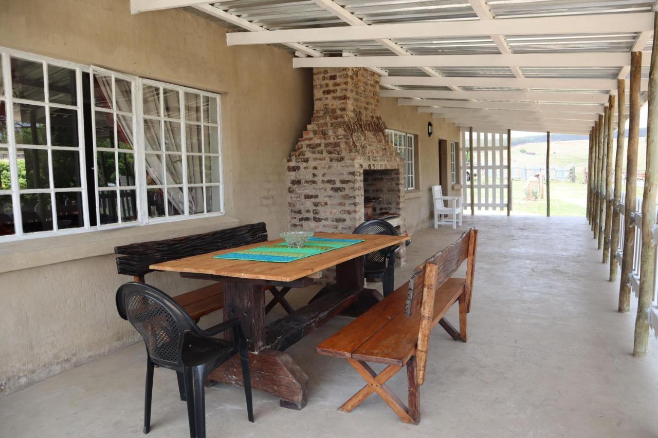 Rocks & Roses Farm Stay Lochiel Bagian luar foto