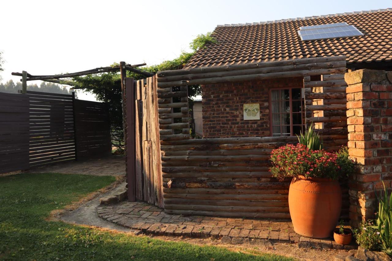 Rocks & Roses Farm Stay Lochiel Bagian luar foto